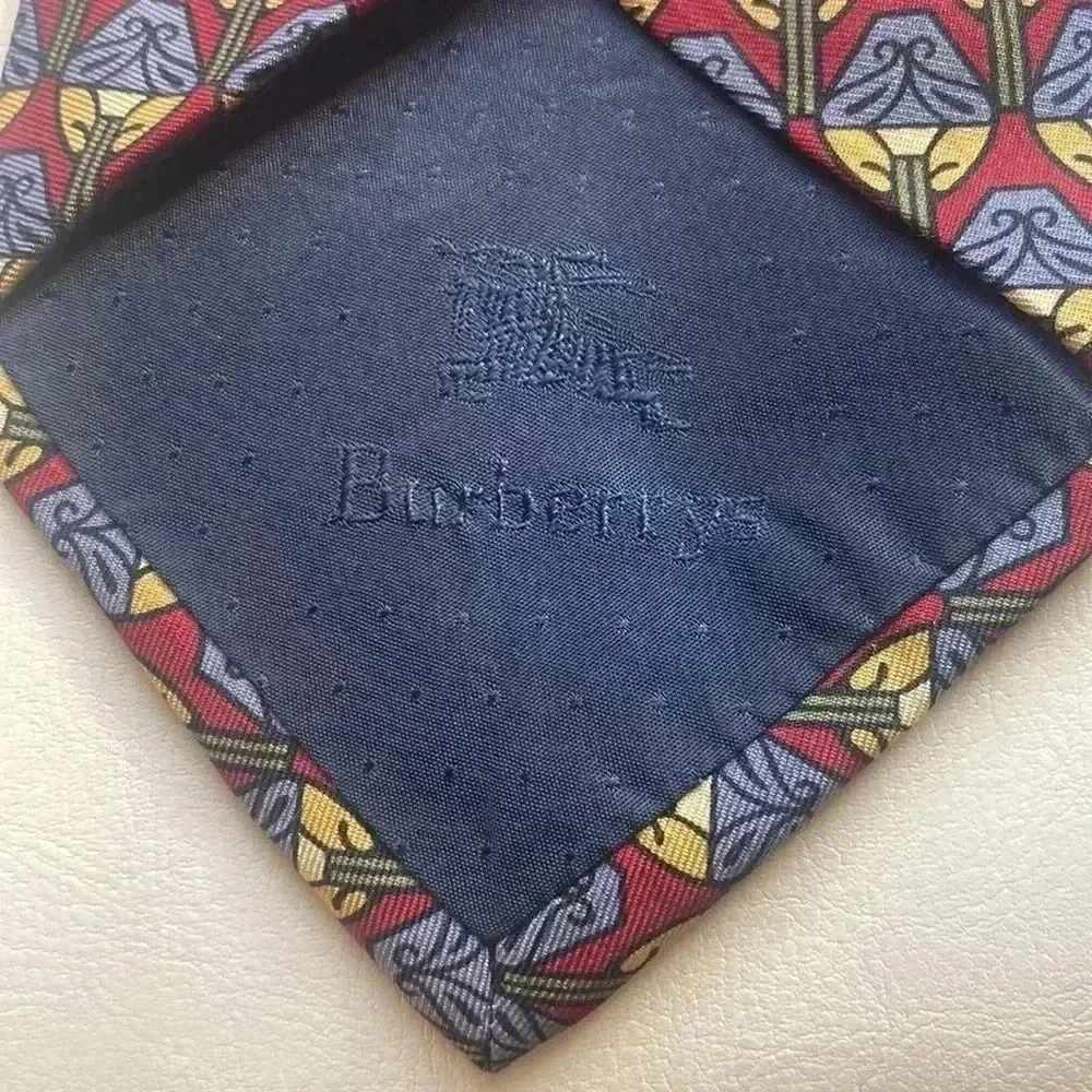 Vintage Burberrys of London Silk Hand Sewn Tie Perfect for Fall - Picture 2 of 7